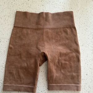 Size small/medium Better Be biker shorts tan high waisted